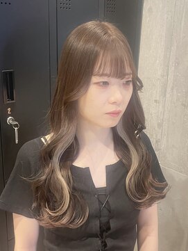 ブリッツバイレボ 船橋(BLITZ by REVO) ☆ beige × white ☆【船橋/船橋駅】