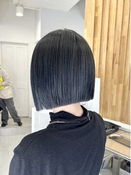 ネオリーブウリ 二子玉川店(Neolive uri) カールセミディシアーカラーレイヤーカット[二子玉川]