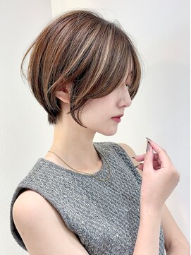シー バイ ロンド 新宿(Sea by Lond) 【福島】大人ショート 白髪ぼかしハイライト