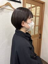 アールプラス 湘南台(R+)&nbsp;【sara】耳掛けショートボブ/丸みショート