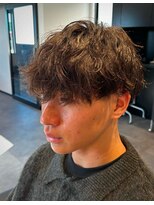 イズミプラス(IZUMI+) 波巻きパーマ
