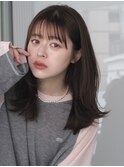 イメチェン　ミディアムレイヤー　フルバング　美髪　外ハネ