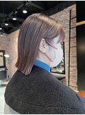 20代30代40代外ハネアッシュグレージュ肩ライン耳掛け