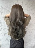 オリーブベージュ
