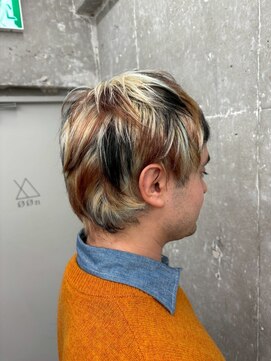 オーン 渋谷(OOn) 三毛猫カラー