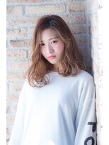 ジャン クロード ビギン 表参道店(JEAN CLAUDE BIGUINE)&nbsp;無造作でオシャレに！ウェーブミディヘアでクールに20代30代40代