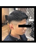 フェード系アップバング左流し