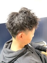 リバティシェアバーバー 銀座(LIBERTY SHARE BARBER)&nbsp;ツイストパーマ〈銀座〉理容室