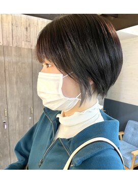 スカイ(SKY) ショートカット イヤリングカラー ベージュカラー