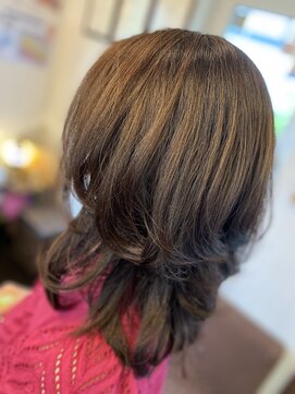 ナゴミ(NAGOMI) ウルフ/レイヤースタイル／30代／40代／50代