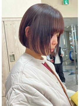 ソソ(soso) 【soso 伊勢田】ミニボブ×ピンクブラウン【横浜/ブリーチ】