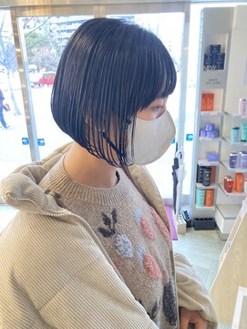 コワファースト 大分(COIFF1RST) 前下がりボブ