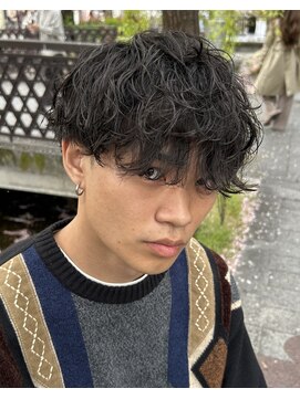 フリークバーバーショップ 河原町三条店(FREAK BARBER SHOP) スペインカール/スパイキーショート/フェザーパーマ/河原町三条