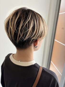 アンジュール ハイトーンショート