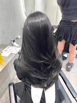 オニキス(ONYX) T04シルキーレイヤーカット縮毛矯正髪質改善表参道グレージュ