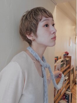 オフ(OFF)の写真/髪型・骨格に合わせたカットで、作りこみ過ぎない、お手入れ簡単スタイルに。魅力を最大限に引き出します。