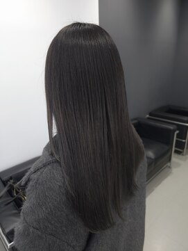 ゴットラトゥール(GOTTO LATOUR) 透明感カラー/暗髪/ブリーチ/アッシュ/グレージュ/ロング