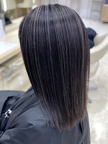 シャルムバイケンジ(Charm.by KENJE)&nbsp;デザインカラーバレイヤージュ細めハイライト白髪ぼかし東京銀座