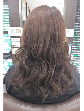 クリック 鎌取店 巻き髪スタイル