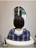 ショートボブ 丸みショート グレージュカラー 透明感カラー