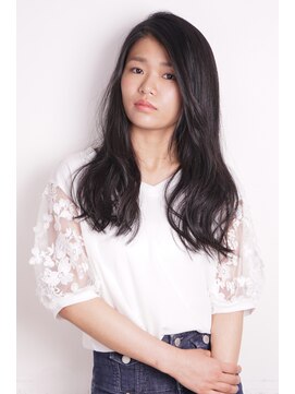 クルー(Creww KYOTO) ゆるめウェーブの黒髪ロング