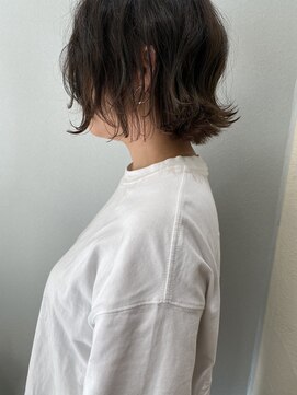 マッシュ チャヤマチ(MASHU chayamachi) グラデーションカラーボブ