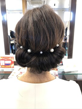アムズヘアーファム 大人アレンジ