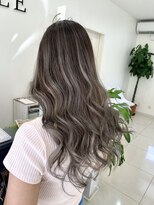 ベルバイグレイス(BELLE by grace)&nbsp;バレイヤージュシルバーアッシュ