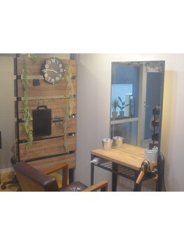 【完全予約制】大満足な仕上がり＆低価格なのが嬉しい！１席のみのマンツーマンサロン《bliss》