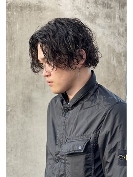 イロ(iro) スパイラルパーマ◎20代30代