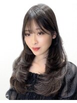 ワン バイ ジエクト(One by The Ect)&nbsp;【レイヤーロング】透明感暗髪ダークグレージュシースルーバング