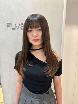 フィルムス 渋谷(FILMS) デザインカラー/レイヤーカット/オリーブベージュ/ウェットヘア