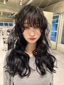 ダブ アオヤマ(DaB AOYAMA) ロングレイヤーカット顔まわりレイヤー顔まわりカット前髪カット