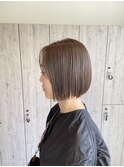 ボブ×透明感アッシュグレー