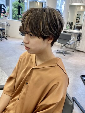 ユーフォリア 渋谷グランデ(Euphoria SHIBUYA GRANDE) ハイライトグレージュ コントラストハイライト MOMO