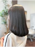エイジング毛のチリチリ,パサツキ,うねりには酸性トリートメント