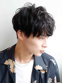 イゾラ(isola)の写真/ダメージレスなクリームパーマで、朝の準備をもっと楽に♪メンズパーマならここで決まり！