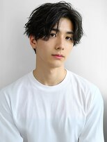 ビューティシモ 川越(Beautissimo)&nbsp;ニュアンスパーマ 波巻きパーマ 刈り上げセンターパート 黒髪