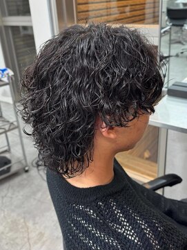 シャドウパーマラウンドマッシュフェザーパーマメンズパーマ眉毛