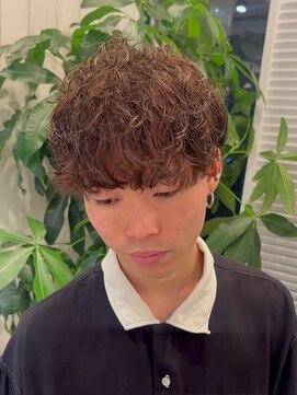 フィッティ 横須賀中央店(fiti) 波巻きツイストスパイラルパーマ メンズ メンズパーマ