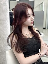 キティー サカエ(kiti SAKAE) 2way センター分け 小顔 レイヤーカット くびれヘア 韓国ヘア