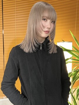 ラッドルーム(LAD ROOM.) レイヤーカット/顔周りレイヤー/ミルクティーベージュ