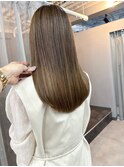 ロングヘアのダブルカラー × 上質な仕上がり