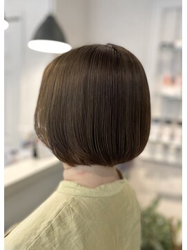ヴィフ ヘアアンドデザイン(Vif hair&design) レイヤーミニボブ×寒色ベージュ（ノンブリーチ）