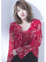 甘さと抜け感の絶妙バランス！胸キュンミディ