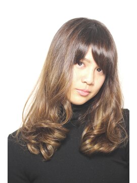 ２丁目３番地美容室 セミロングパーマスタイル　2丁目3番地