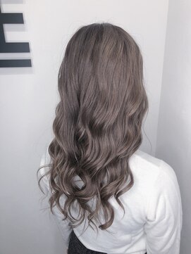 モーション 新宿(motion) ナチュラルグレージュ