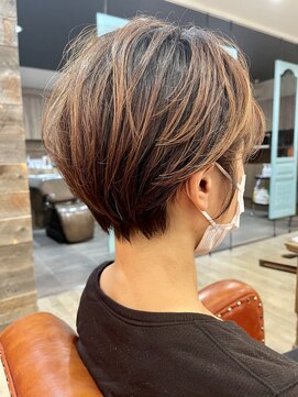 パース(PARS) ショートボブ丸み柔らかい骨格補正小顔【PARS内山祐志】