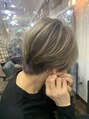 オロ(ORO)&nbsp;白髪ぼかしデザインカラー好評です。
