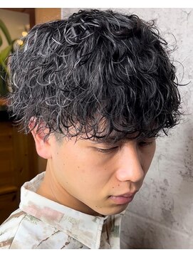 ロンド クラン 岡崎(Lond Clan) 波巻きパーマ_ツーブロック_マッシュ